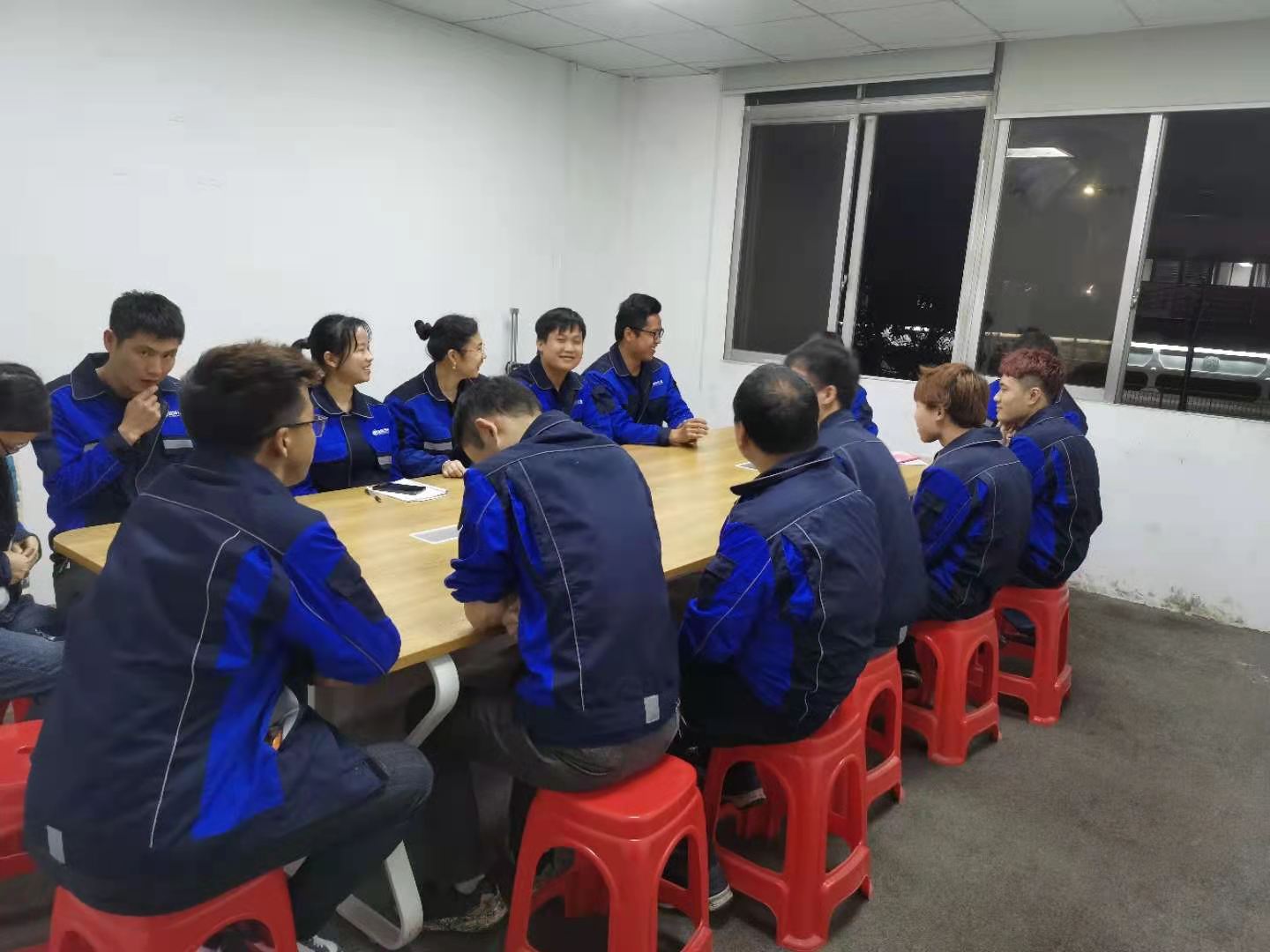 召開生產(chǎn)大會，新起點新起航